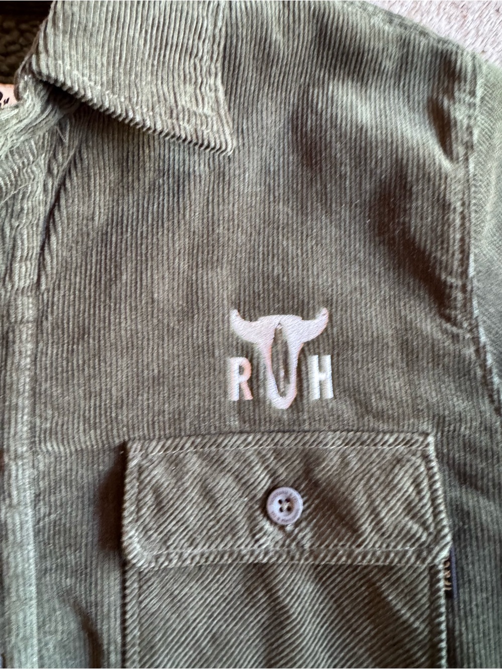 Men's Olive Green Corduroy Button-Up Jacket - Picture 2 of 4